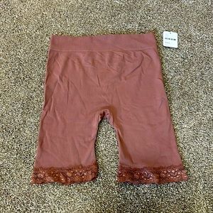 Free People XS/S NWT Spandex Shorts